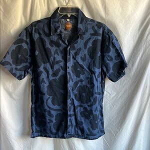 Common People Blue & Black Floral Casual Button Down Shirt